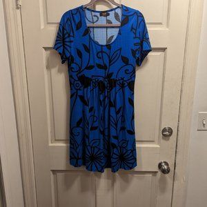 Dress Adorable Royal blue and black.